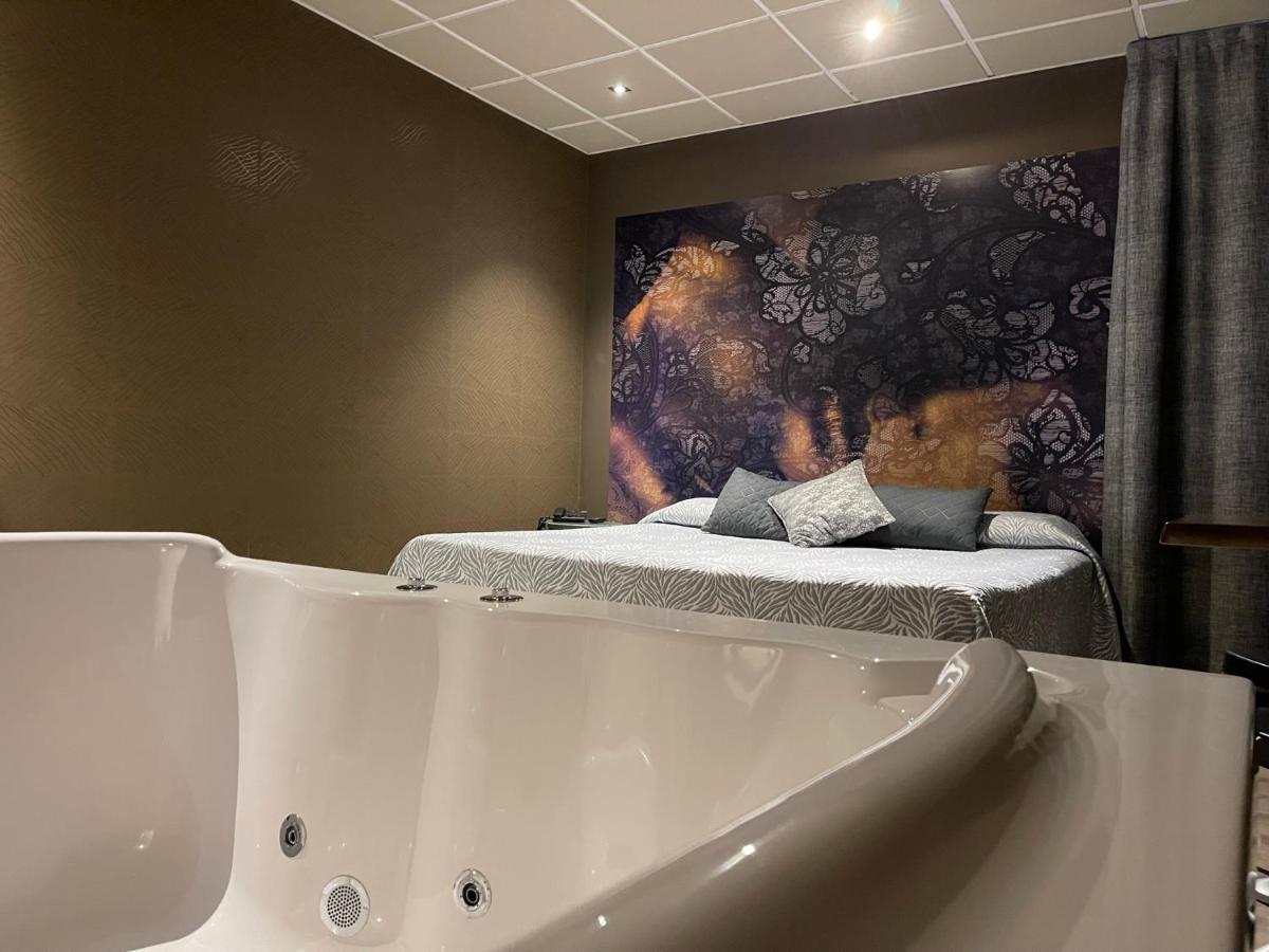 אוביידו Motel Los Abedules מראה חיצוני תמונה